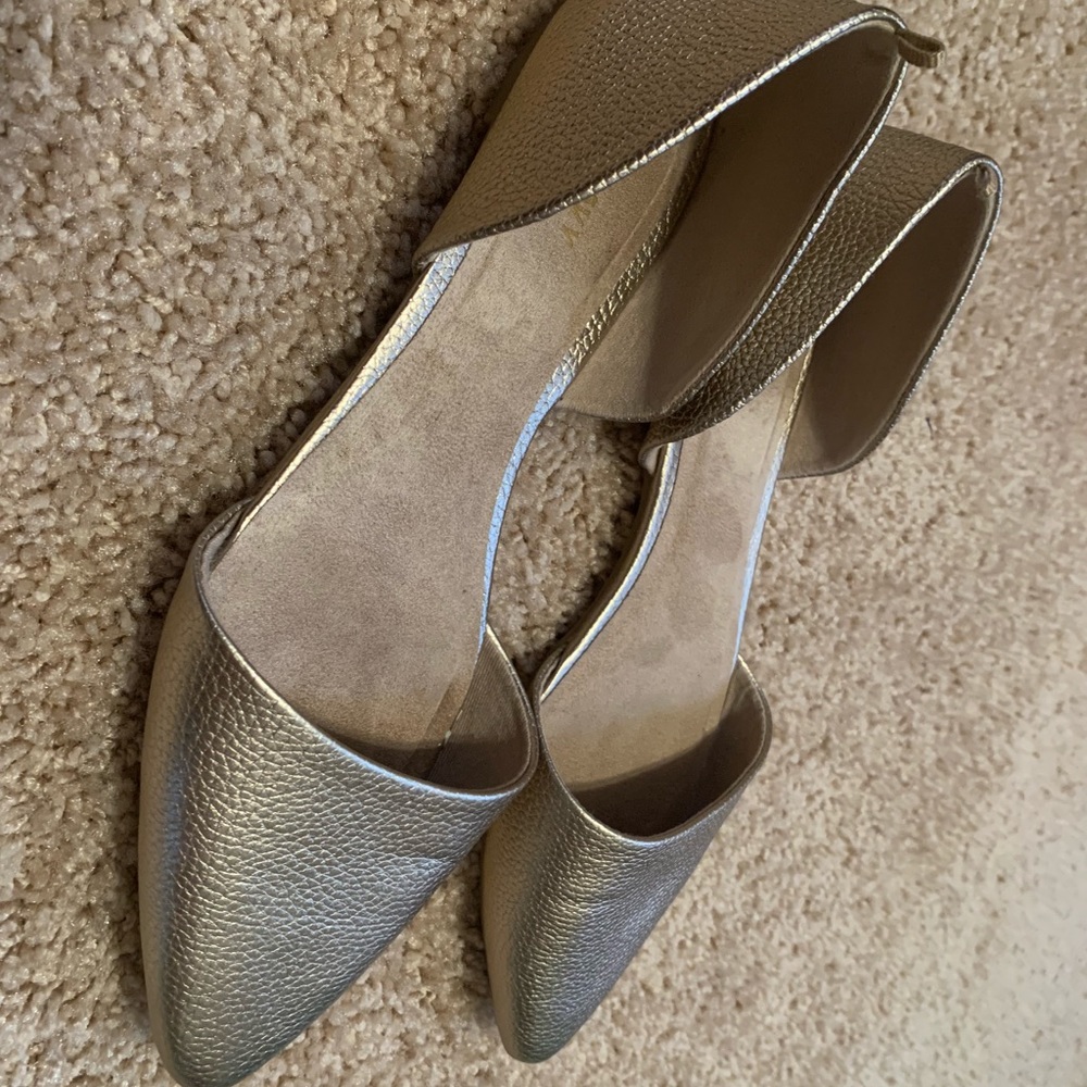 Gold flats